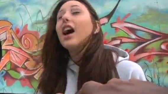 Lustful minx is screwed